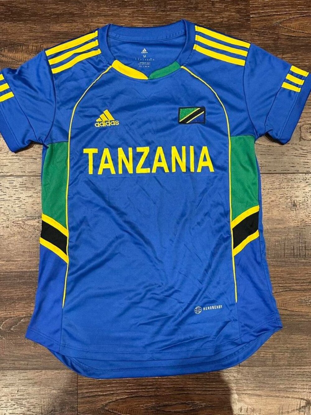 ADIDAS TANZANIA 2010 WORLD CUP SOCCER JERSEY SIZE M